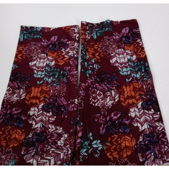New LuLaRoe Tall & Curvy Leggings With Multicolor Floral Aztec Designs - Picture 5 of 7